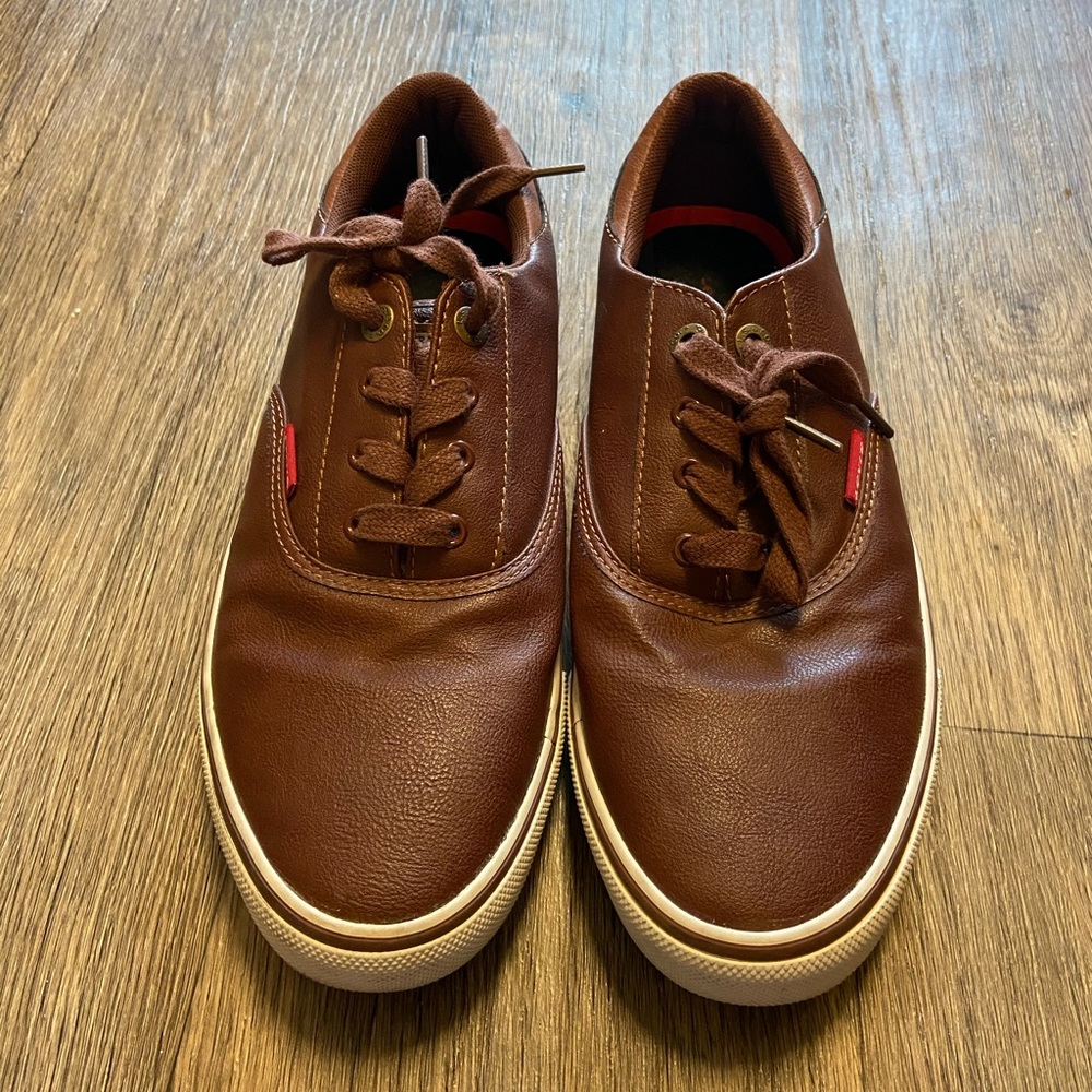 Levi shoes